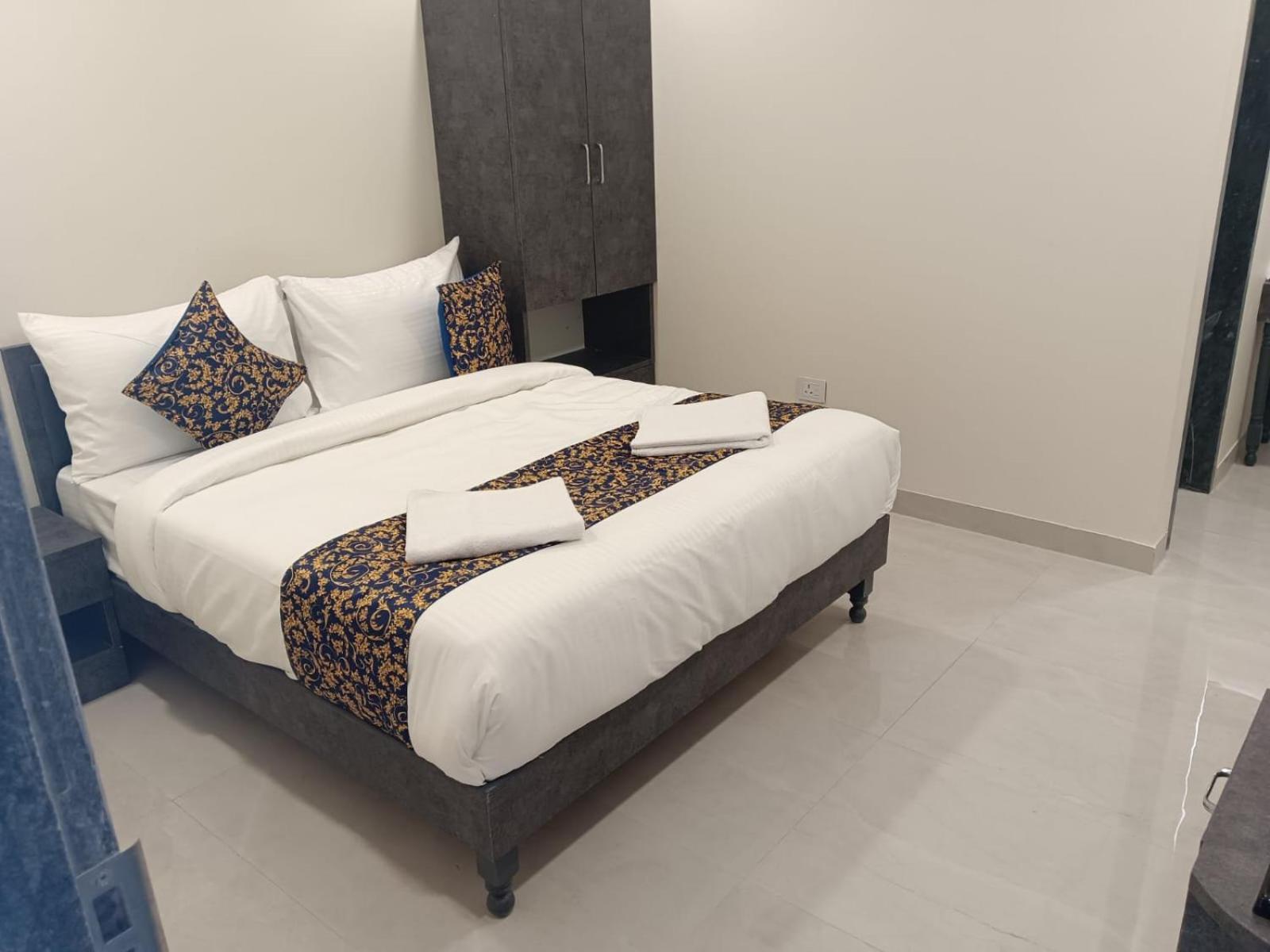 Hotel Royal Ocean Prime Dźajpur Zewnętrze zdjęcie